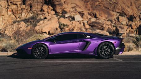 Lamborghini Aventador SV wallpaper
