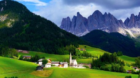 Santa Maddalena, Funes valley wallpaper