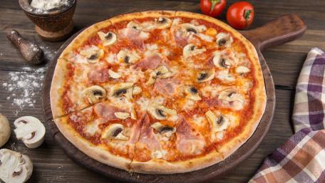 Mushroom pizza wallpaper