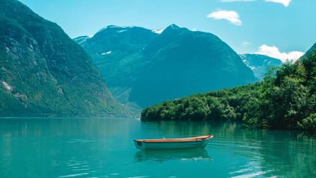 Innvikfjorden wallpaper