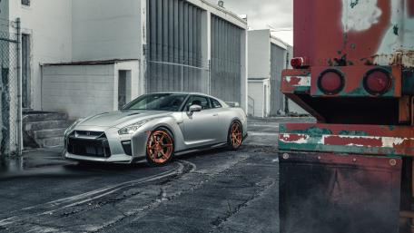 NISSAN GT-R wallpaper