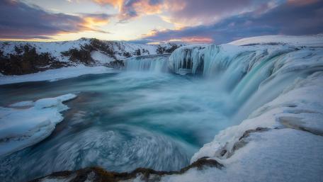 Godafoss - Waterfall of the Gods wallpaper