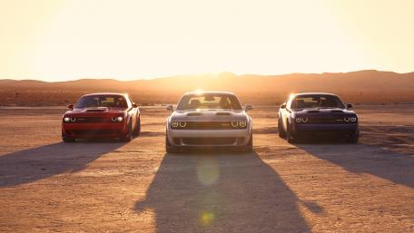 Dodge Challenger SRT Hellcat 2019 wallpaper