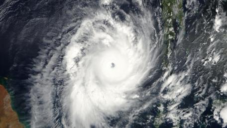 Tropical Cyclone Inigo wallpaper