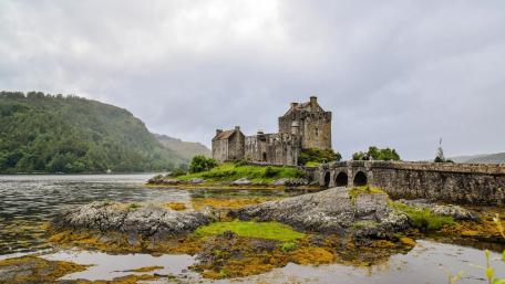 Eilean Donan Castle wallpaper