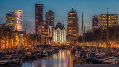 Haringvliet and Witte Huis (White House) in Rotterdam wallpaper