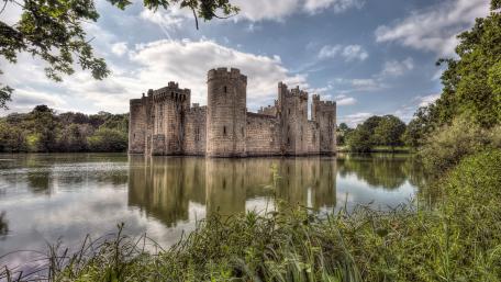 Bodiam Castle (England) wallpaper