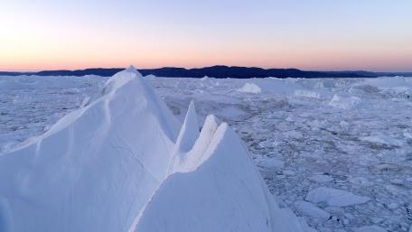 Icy landscape wallpaper