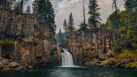 Upper McCloud Falls wallpaper