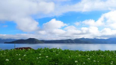 Lugu Lake wallpaper