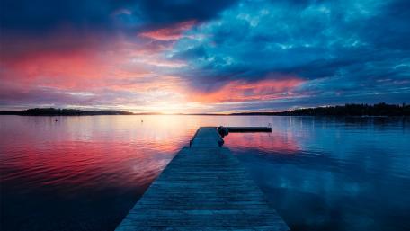 Jetty at dusk wallpaper