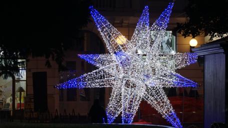 Starry Christmas Night Magic in 5K Quality wallpaper