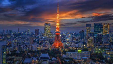 Tokyo Tower at dusk wallpaper