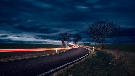 Night road wallpaper