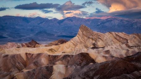 Death Valley National Park, Zabriskie Point wallpaper