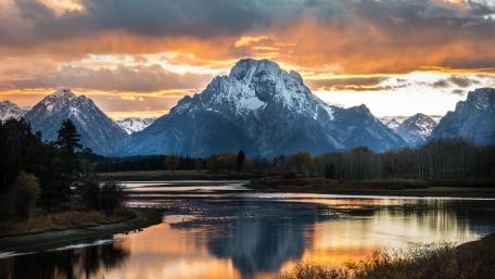 Mount Moran from Snake River wallpaper