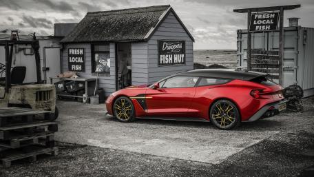 Aston Martin Vanquish Zagato Shooting Brake wallpaper