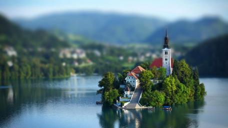 Bled Island Tilt-shift photography wallpaper