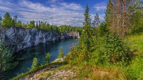 Marble Canyon, Ruskeala Mountain Park wallpaper