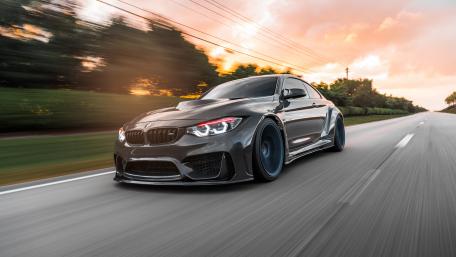 2018 BMW M4 wallpaper