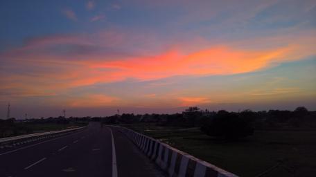 Serene Twilight Over Open Road wallpaper