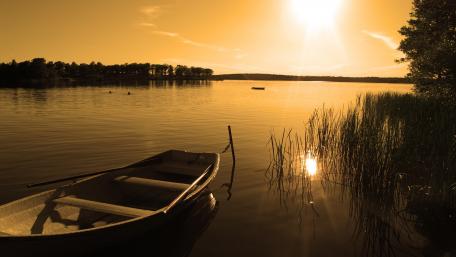 Golden lake wallpaper