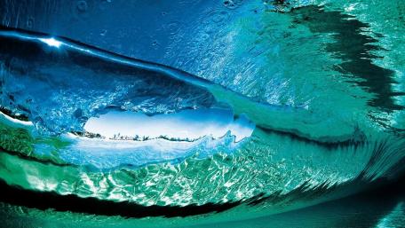 Under the wave wallpaper
