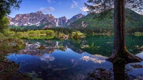 Fusine Lakes wallpaper