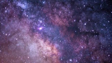 Purple Milky Way wallpaper