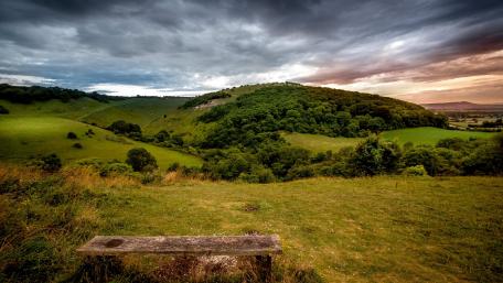 Cloudy landscape wallpaper