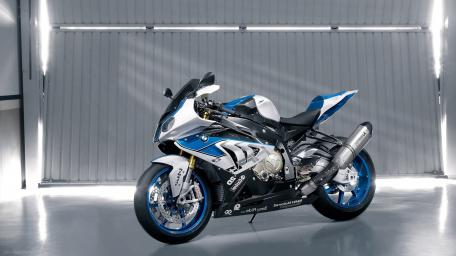 Sleek BMW Motorcycle Excellence wallpaper