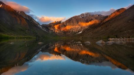 Mountain Reflections at Sunset in Serene Lake District wallpaper