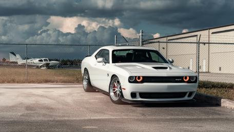 Dodge Challenger wallpaper