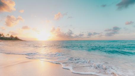 Morning Beach wallpaper