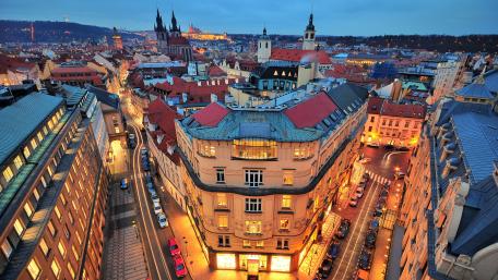 Prague at dusk wallpaper