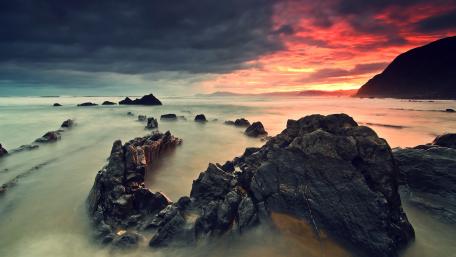 Majestic Morning by the Ocean wallpaper
