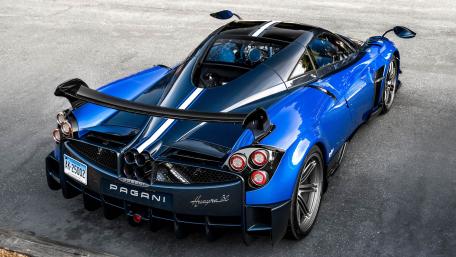 Pagani Huayra The Ultimate Dream Car Experience wallpaper