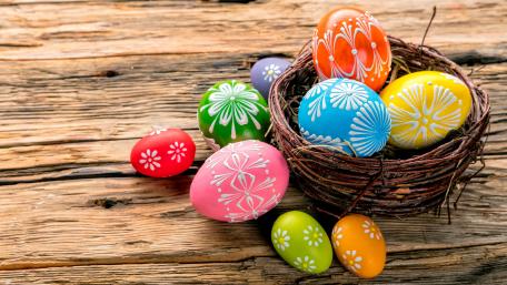 Painted easter eggs wallpaper