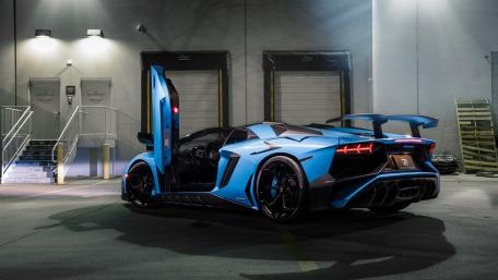 Lamborghini Aventador SV wallpaper
