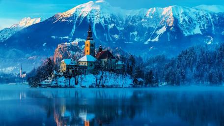Bled Island wallpaper