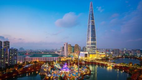 Lotte World Tower in Seoul wallpaper