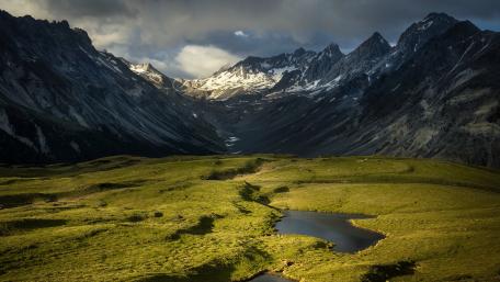 Highland Serenity at Dusk wallpaper