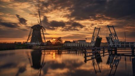 Windmill wallpaper