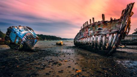 Shipwrecks wallpaper