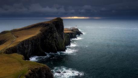 Cloudy Isle of Skye wallpaper