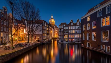 Amsterdam by night wallpaper