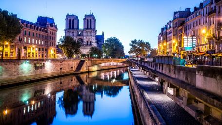 Notre Dame de Paris wallpaper