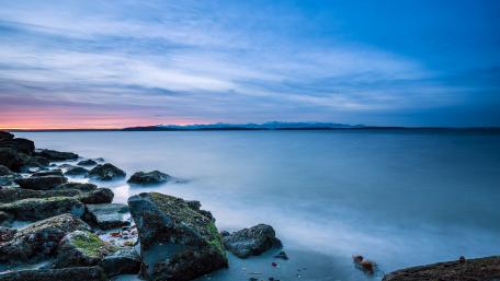 Sea boulders wallpaper