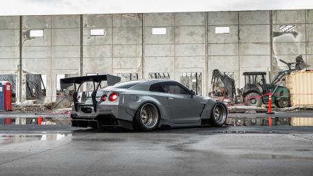 Ultimate Nissan GT-R Showcase wallpaper