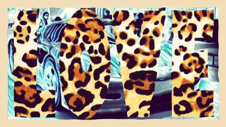 Love leopard pattern wallpaper